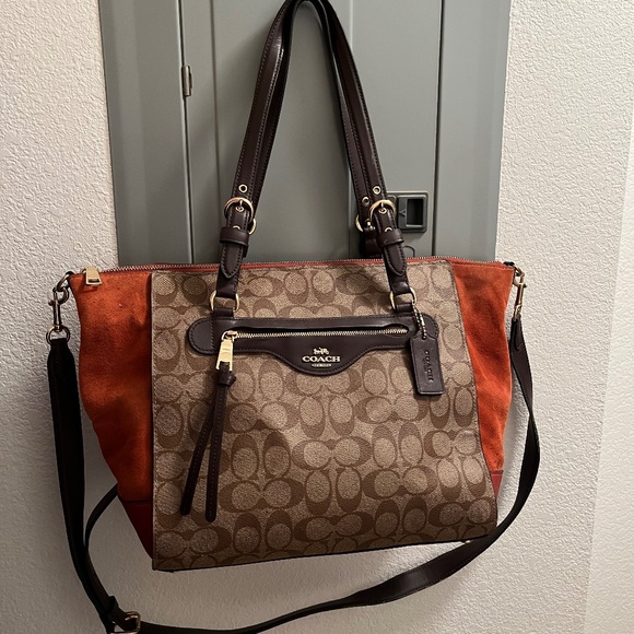 Coach Handbags - Coach Kleo Carryall jacquard logo suede purse handbag